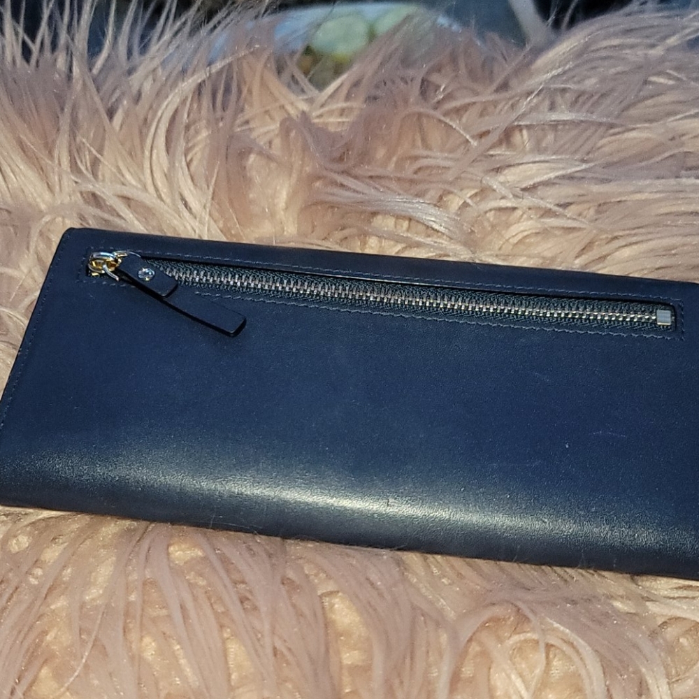 Kate's spade navy blue wallet - Picture 7 of 8